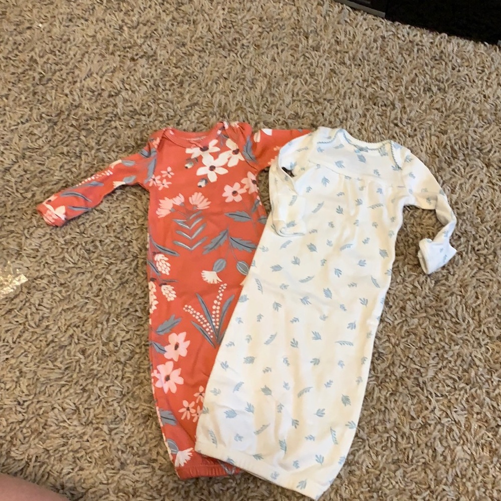 Set of 2 Preemie sleeper gowns